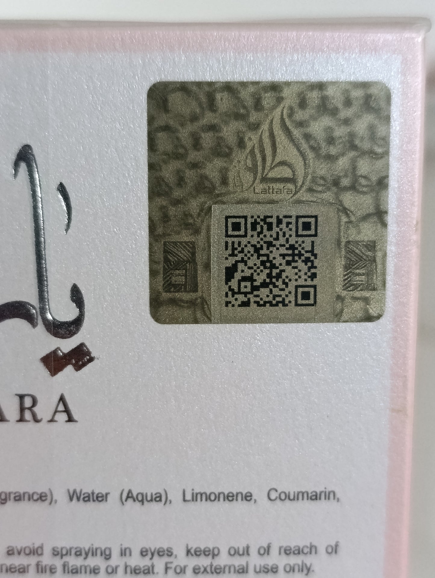 Perfume Árabe Yara Rosa de Mujer con Aceite Esencial (3ml) en Bote Tradicional .
